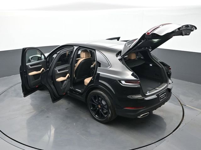 New 2026 Porsche Cayenne image 28