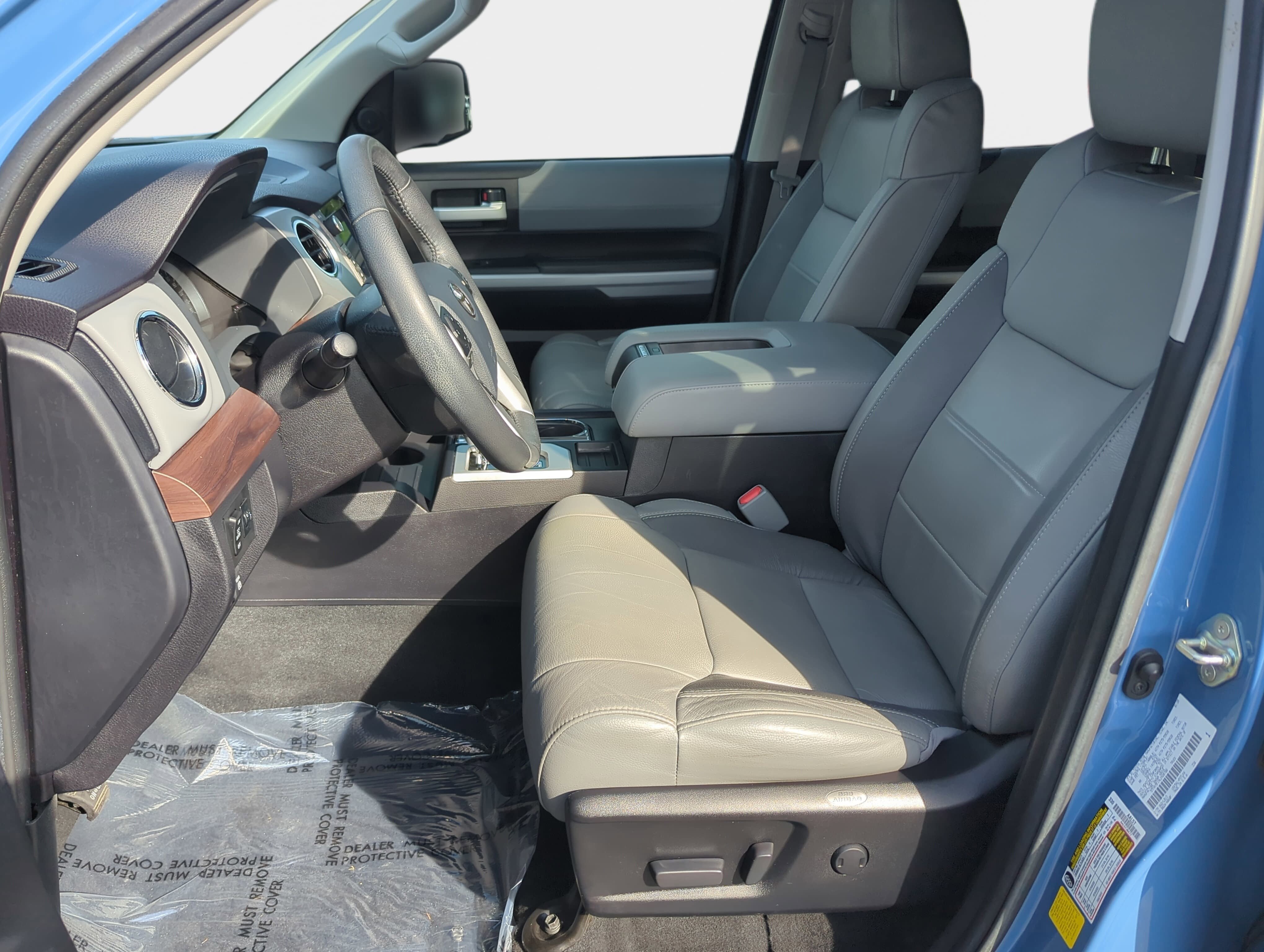 Used 2020 Toyota Tundra Limited w/ Limited Premium Package AWD/4WD image 12