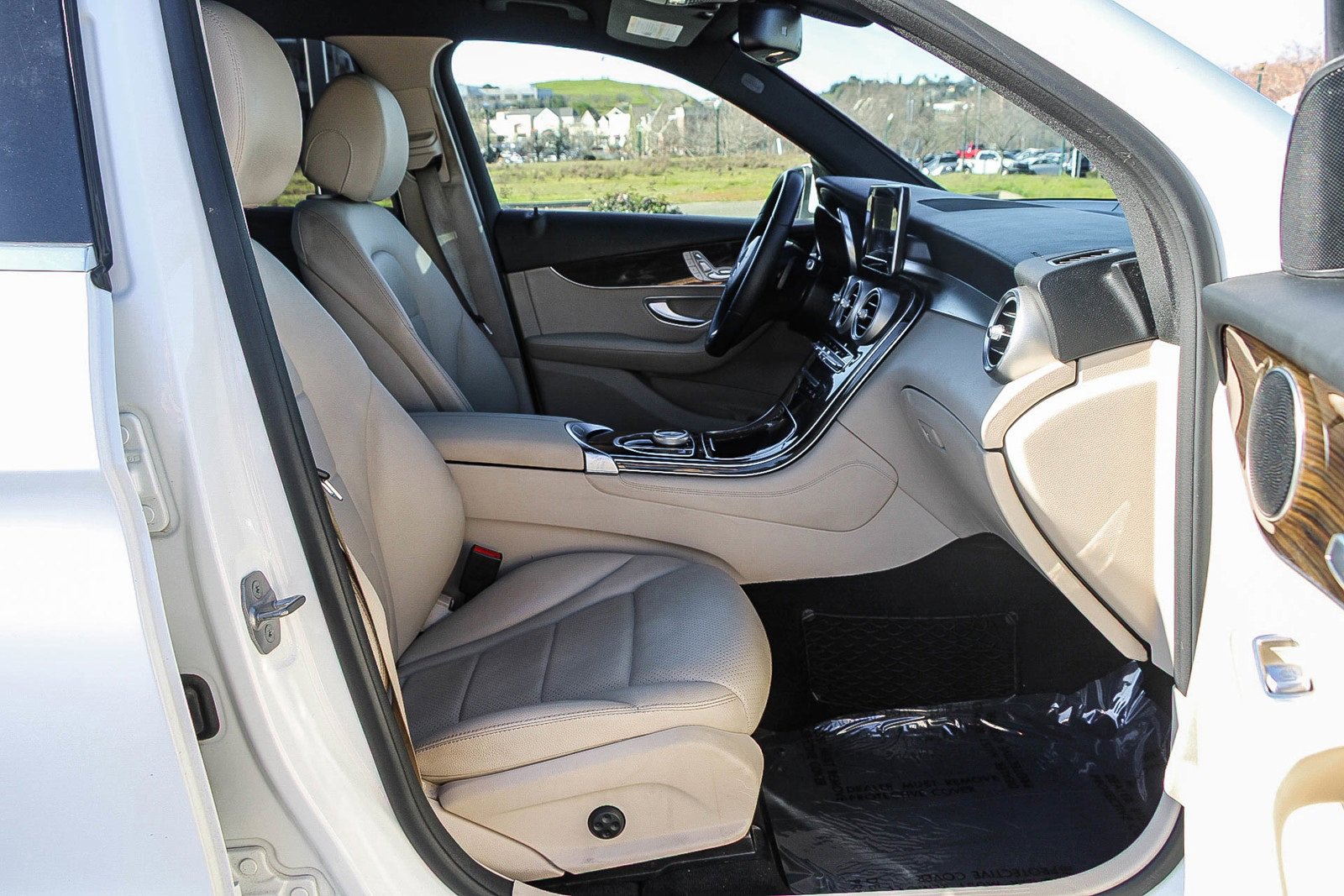 Used 2017 Mercedes-Benz GLC 300 GLC 300 image 17