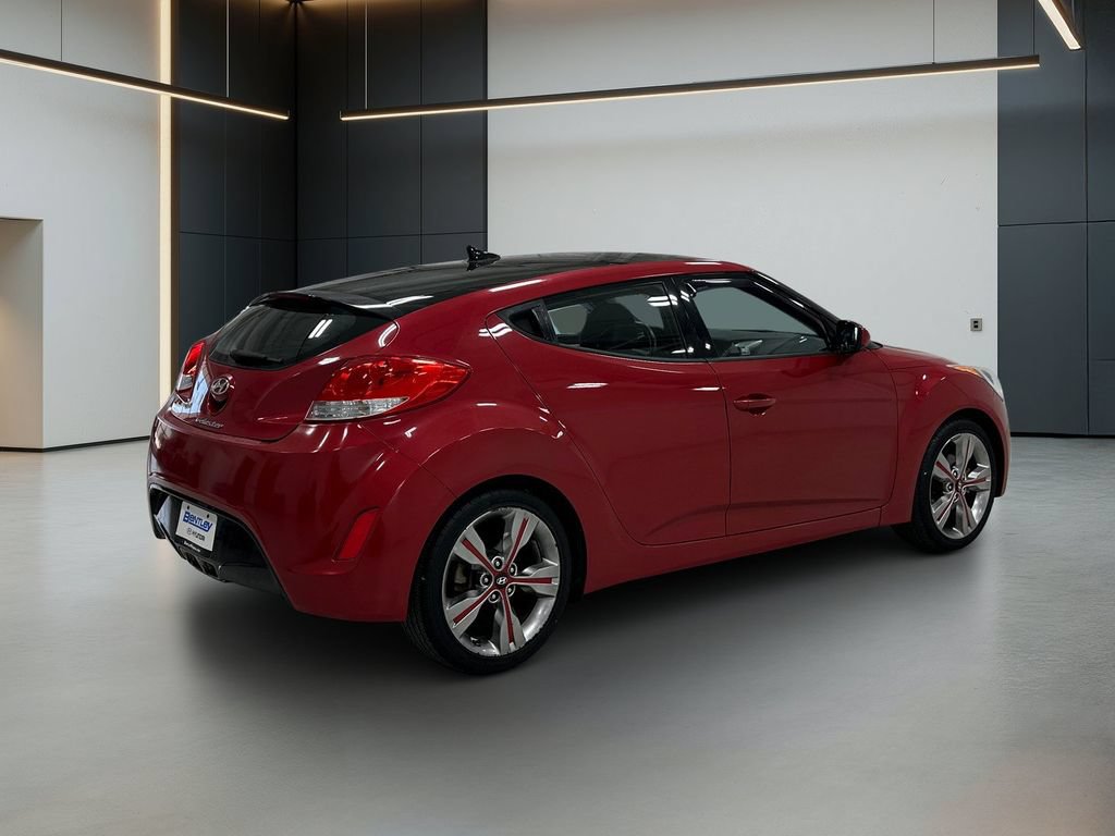 Used 2016 Hyundai Veloster w/ Option Group 02 FWD image 6