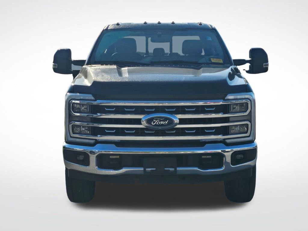 Used 2023 Ford F350 Lariat w/ Snow Plow Prep Package image 4