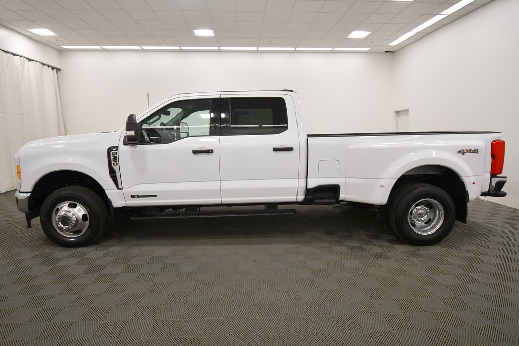 Used 2023 Ford F350 XLT image 4