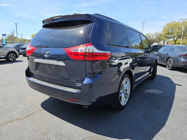 Used 2018 Toyota Sienna Limited Premium image 7