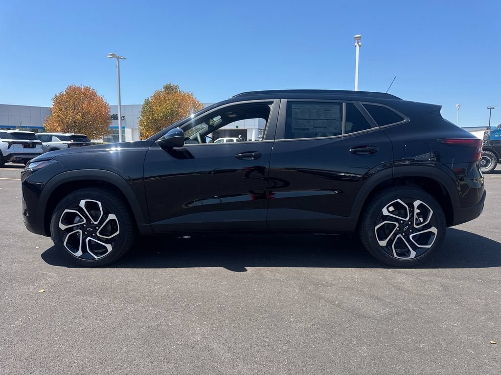 New 2026 Chevrolet Trax RS FWD image 3