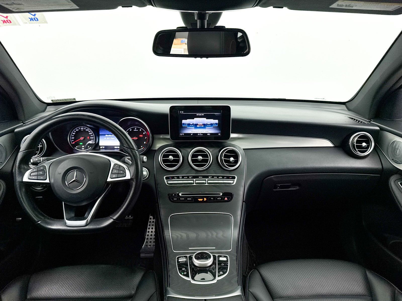 Used 2019 Mercedes-Benz GLC 300 4MATIC Coupe image 20