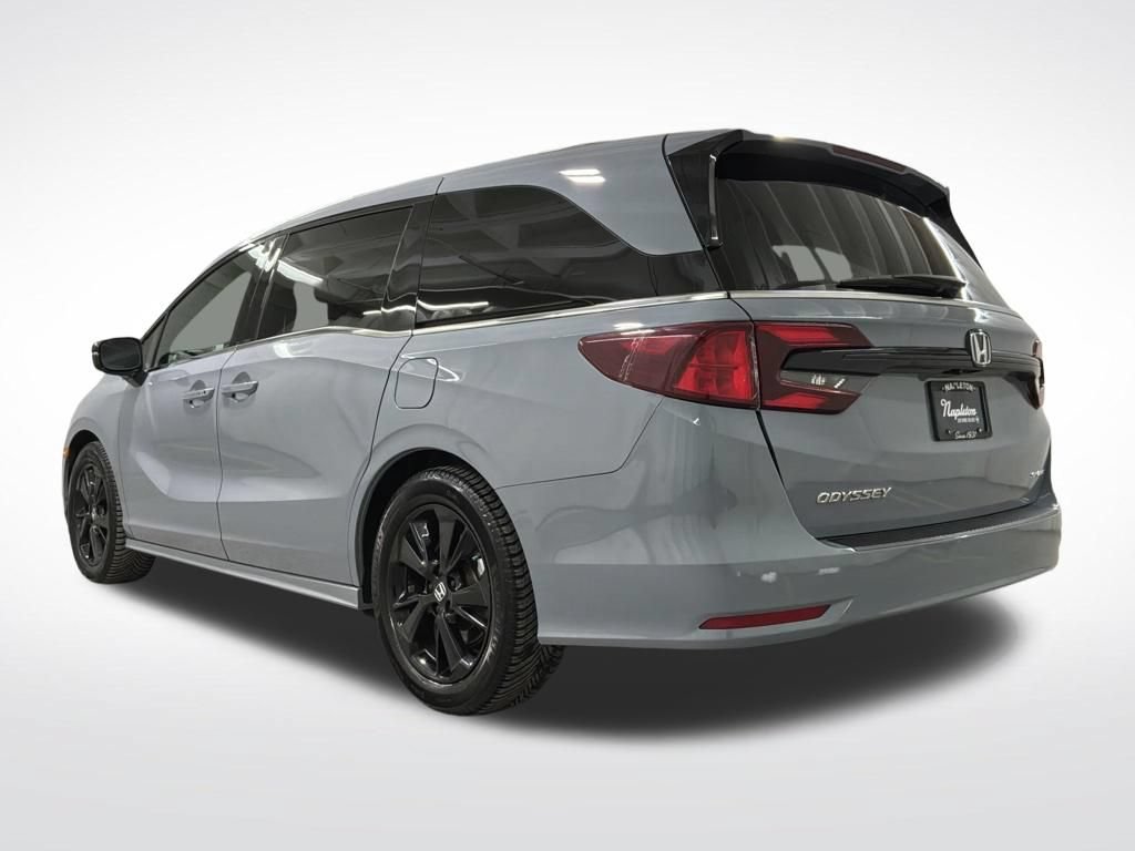 Certified 2023 Honda Odyssey Sport image 2