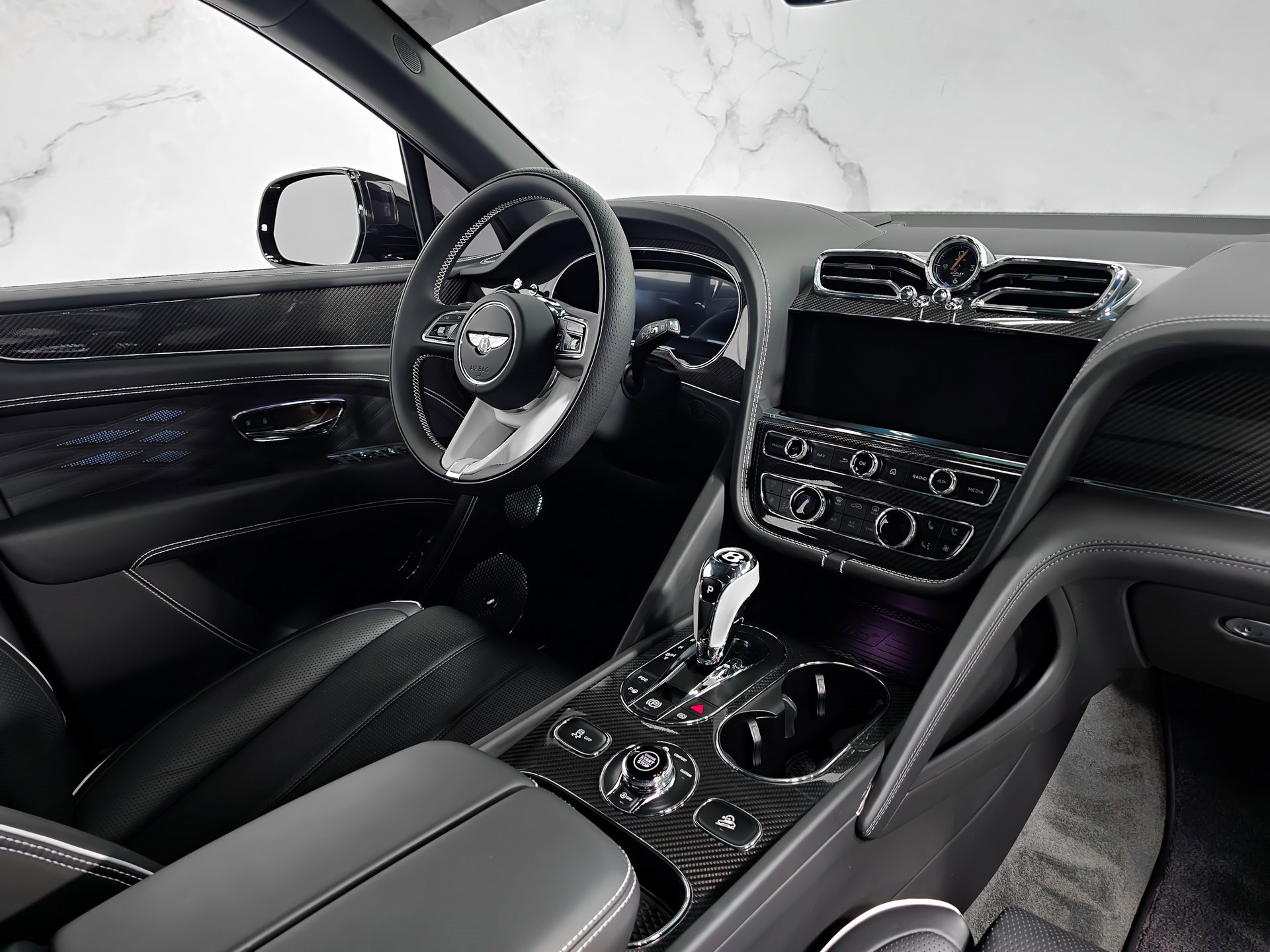 Used 2023 Bentley Bentayga Extended Wheelbase image 23