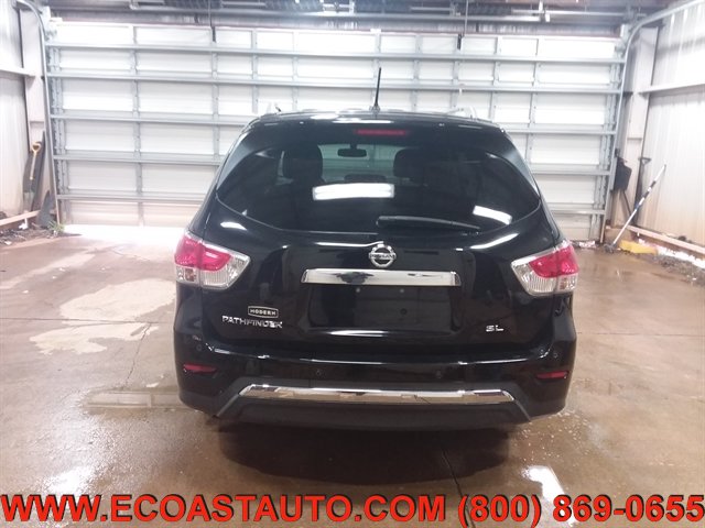 Used 2014 Nissan Pathfinder SL w/ SL Tech Package FWD image 8