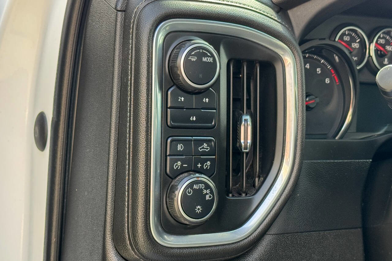 Used 2022 Chevrolet Silverado 3500 LT w/ Convenience Package image 29