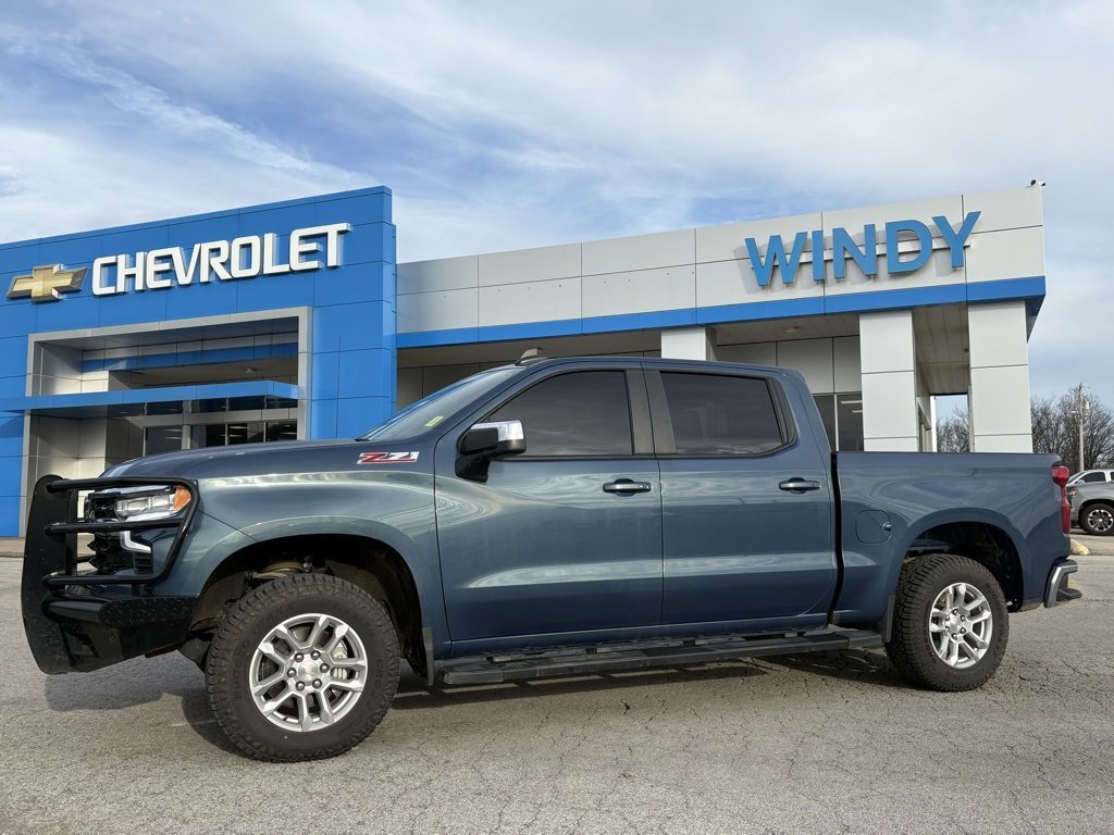 Used 2024 Chevrolet Silverado 1500 LT w/ Z71 Off-Road Package image 7