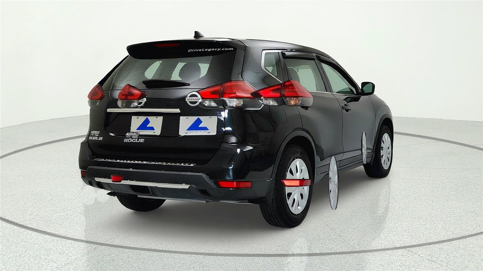Used 2017 Nissan Rogue S FWD image 6