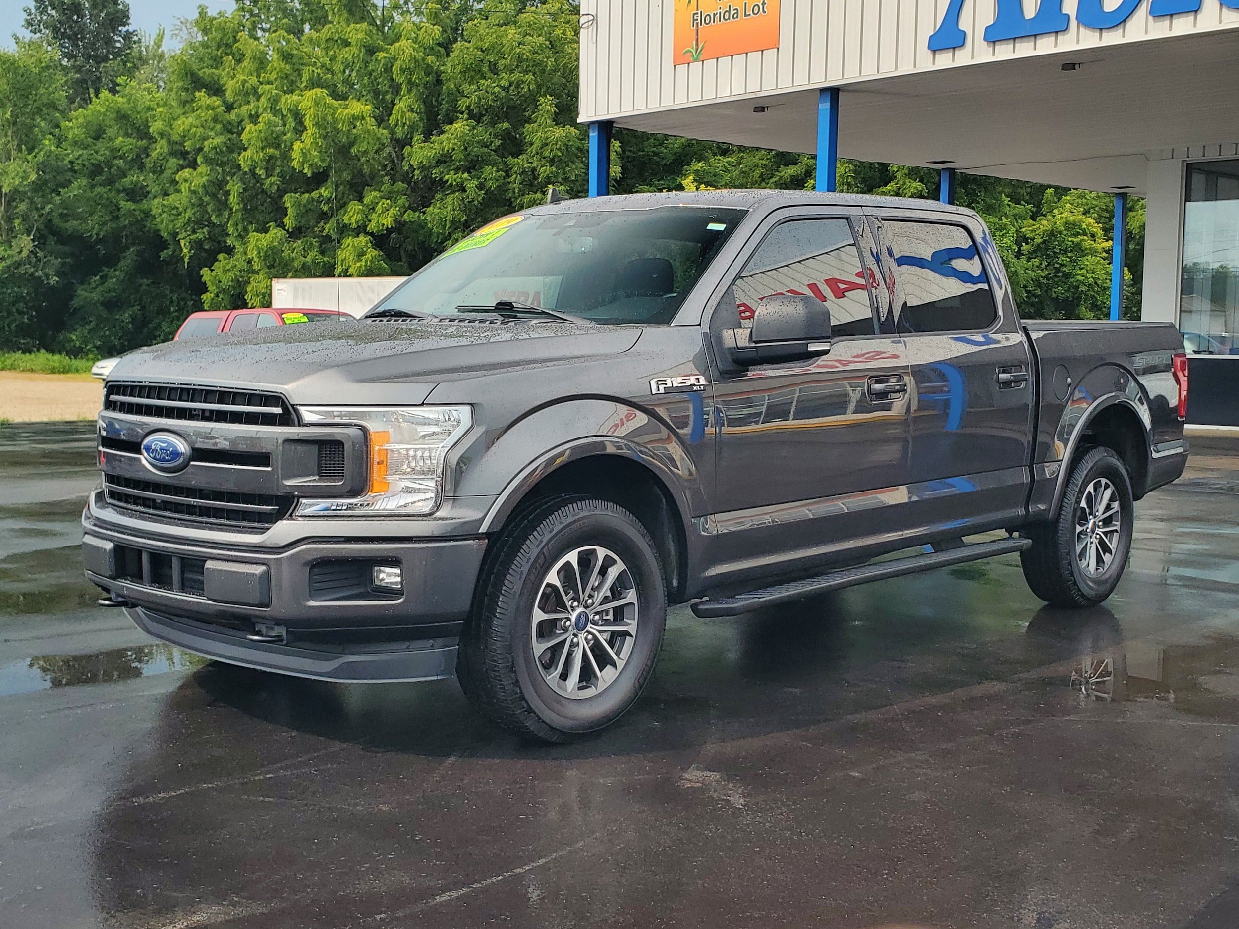 Used 2019 Ford F150 XLT w/ Equipment Group 302A Luxury AWD/4WD image 2