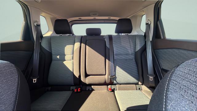 Used 2023 Nissan Rogue SV image 19