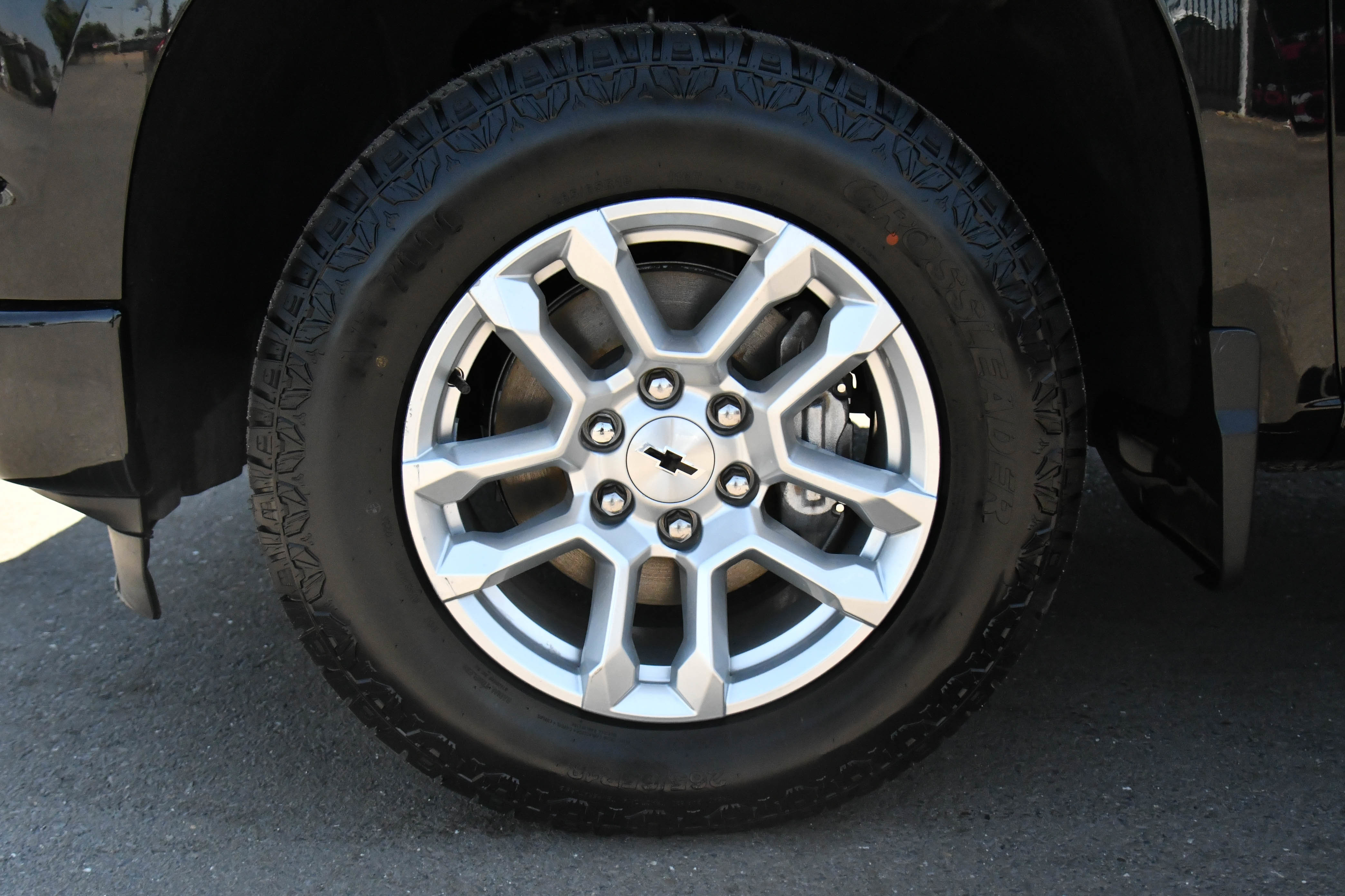 Used 2024 Chevrolet Silverado 1500 RST AWD/4WD image 12