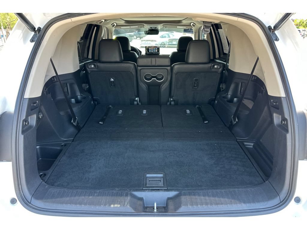 Certified 2025 Honda Pilot Touring image 17