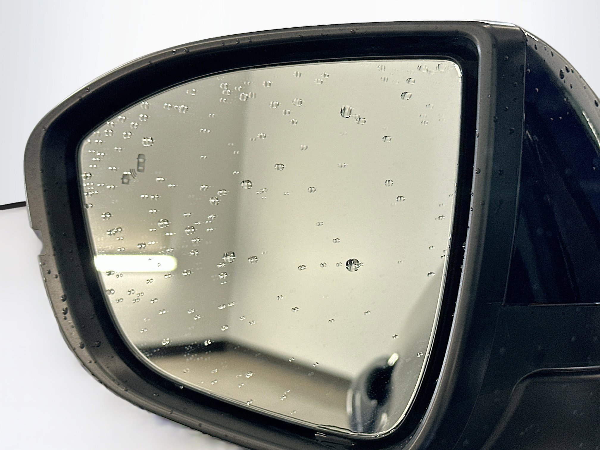 Used 2024 Nissan Pathfinder SV image 16