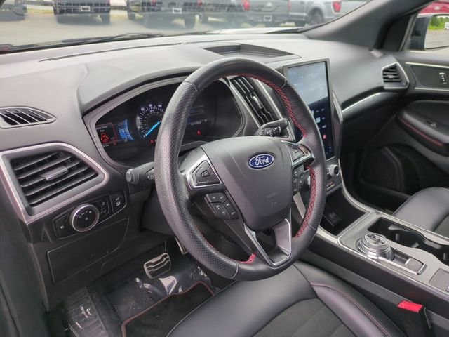 Certified 2024 Ford Edge ST-Line AWD/4WD image 15