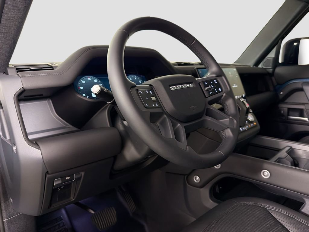 Used 2026 Land Rover Defender 110 S AWD/4WD image 9