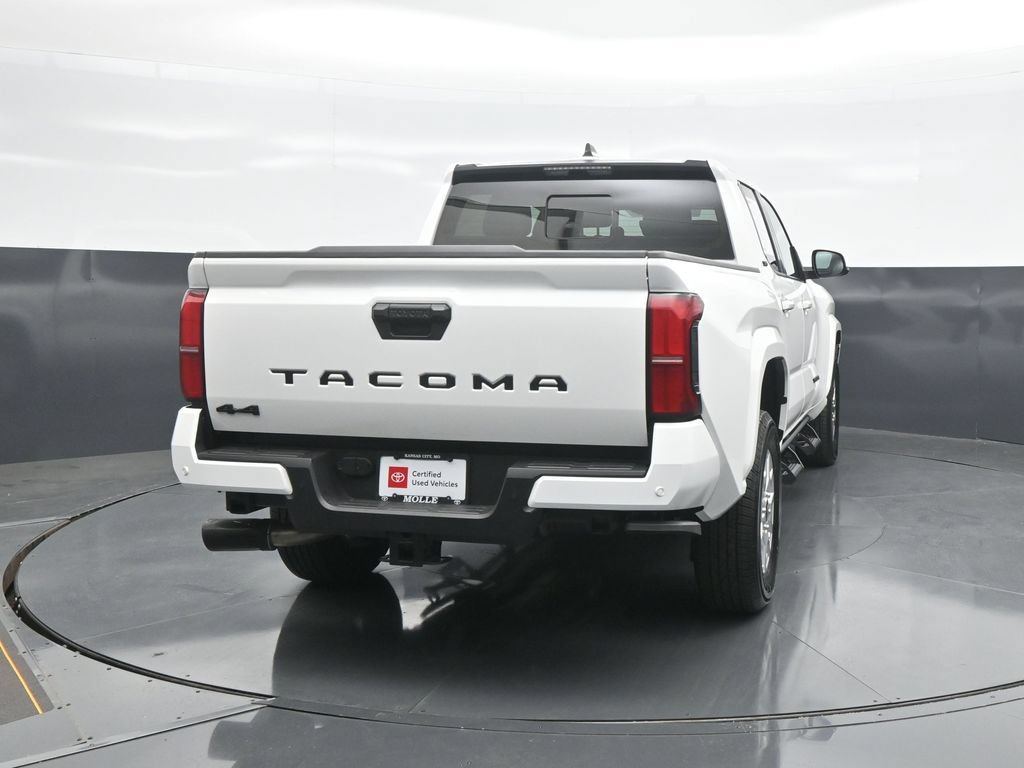 Used 2026 Toyota Tacoma SR5 AWD/4WD image 6
