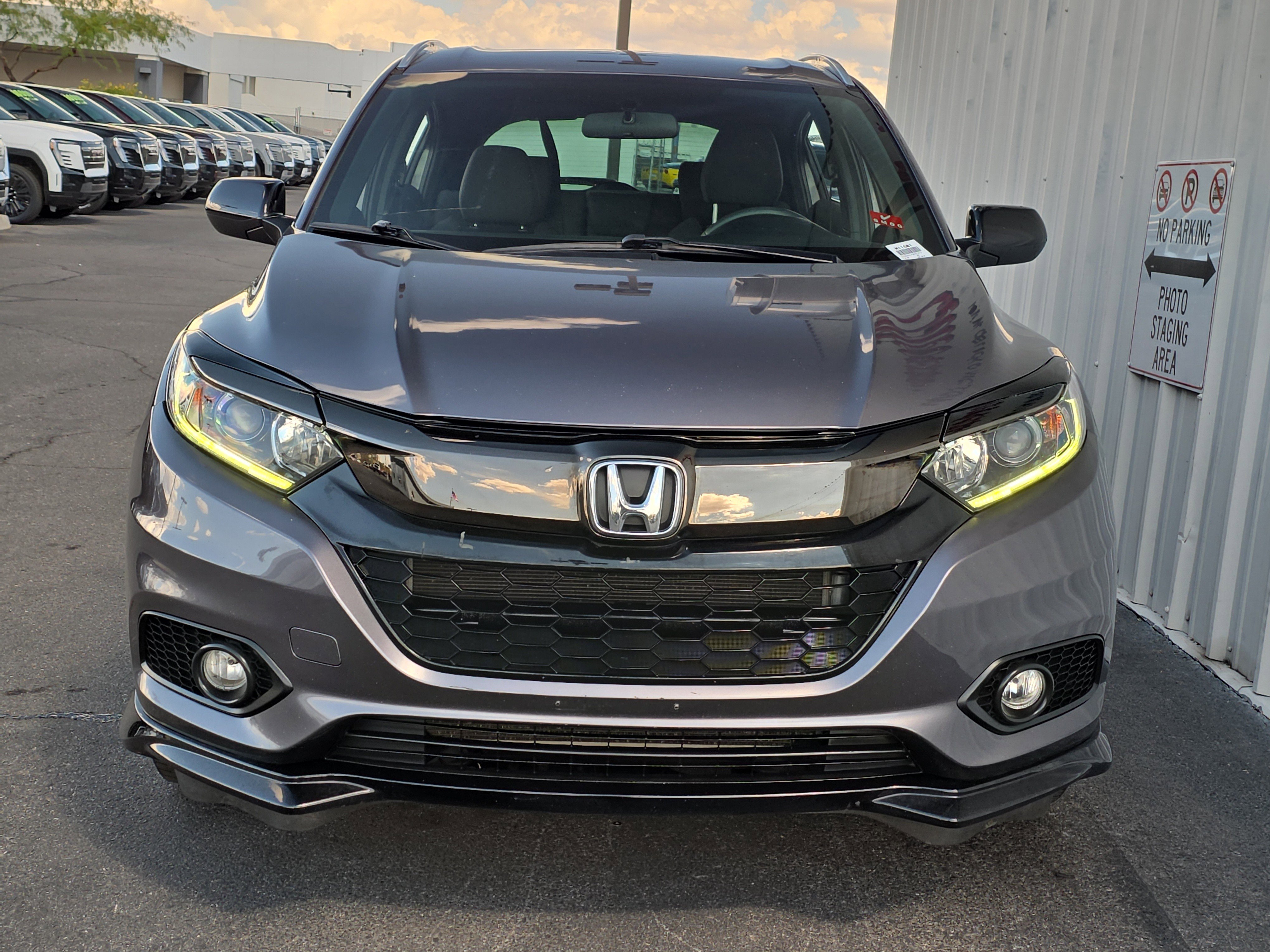 Used 2020 Honda HR-V Sport image 2