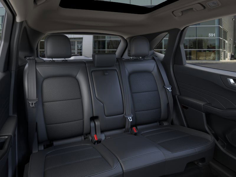New 2025 Ford Escape SE w/ Class II Trailer Tow Package image 11