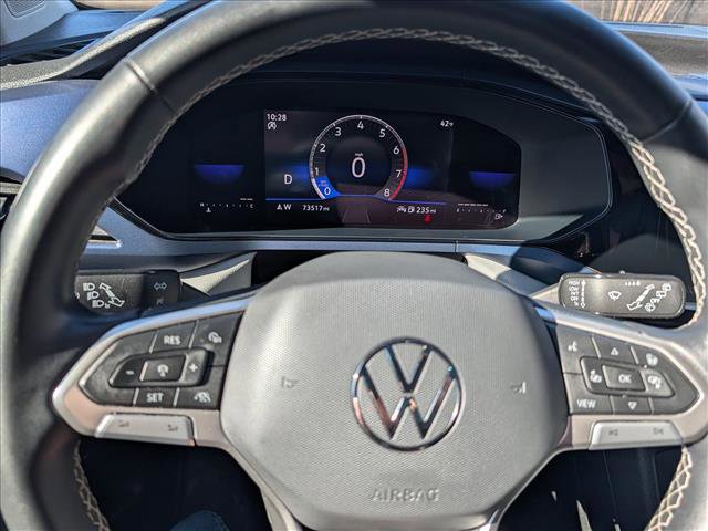 Used 2022 Volkswagen Taos SE w/ Panoramic Sunroof Package image 39