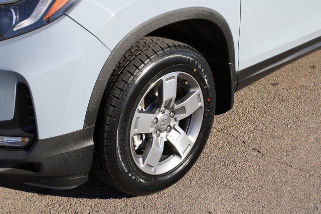 Certified 2024 Honda Ridgeline RTL image 13