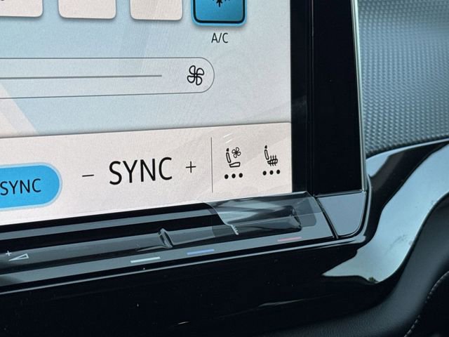 New 2026 Volkswagen Atlas Cross Sport SEL R-Line image 22