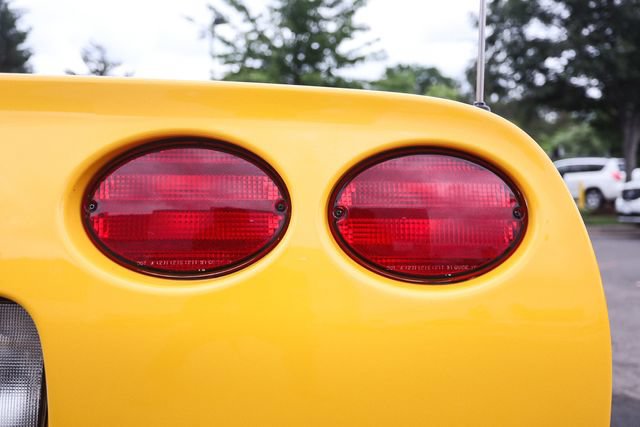 Used 2003 Chevrolet Corvette Convertible w/ Preferred Equipment Group1 RWD image 57