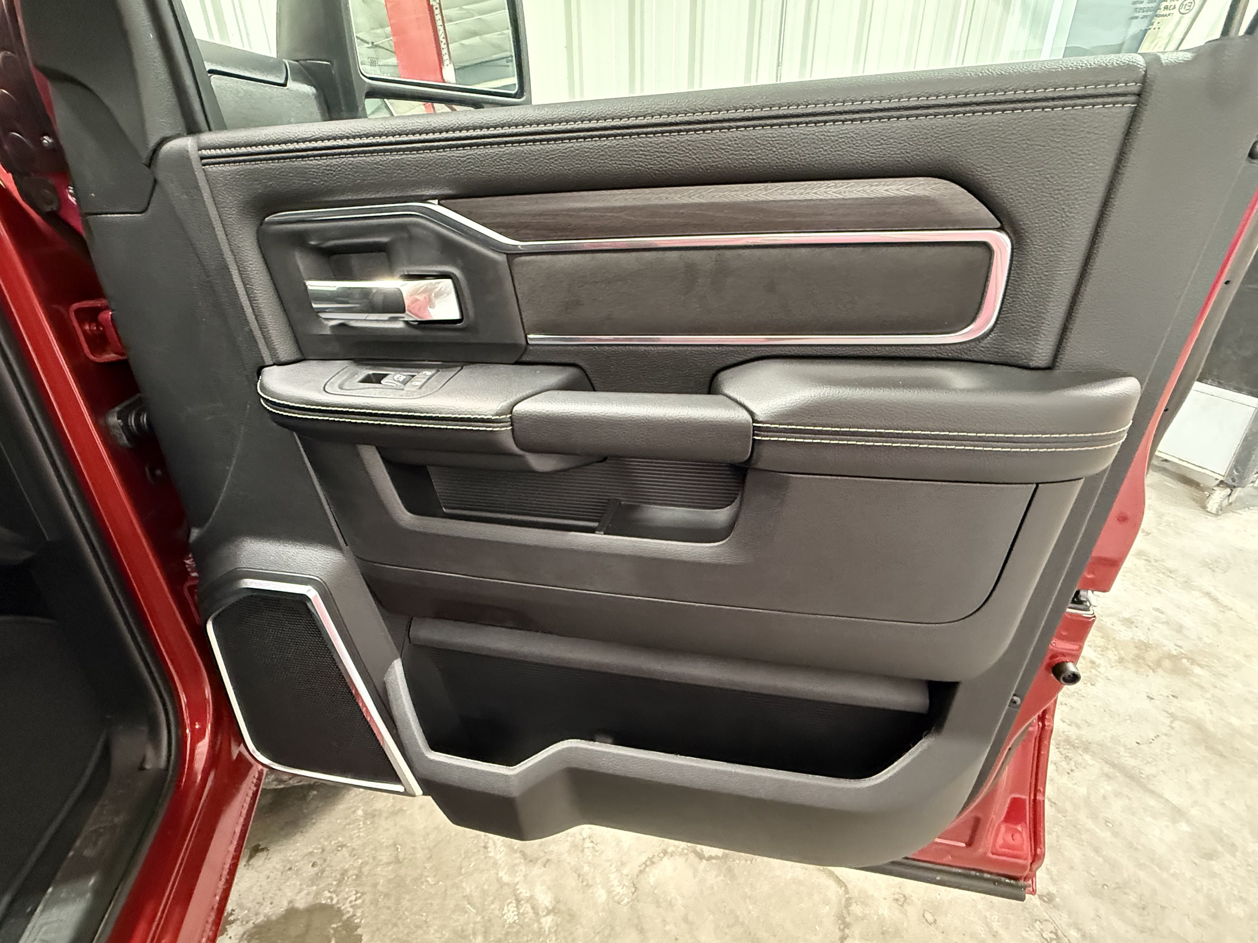 New 2026 RAM 2500 Laramie w/ Night Edition AWD/4WD image 7