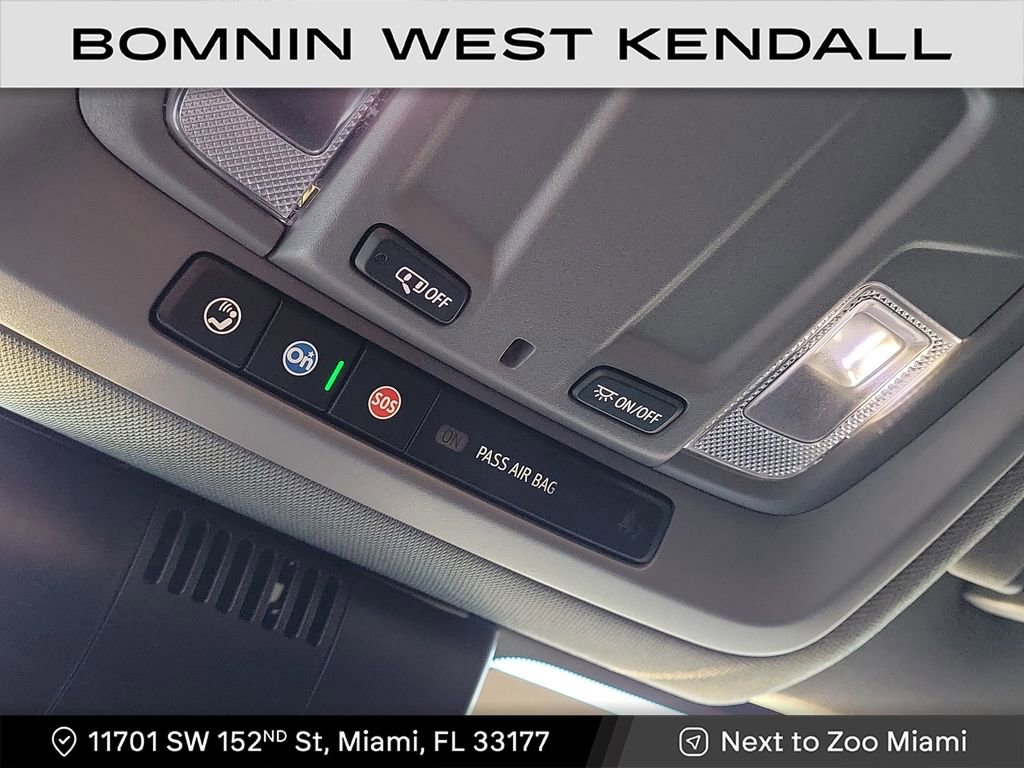 Used 2025 Chevrolet Silverado 2500 Custom w/ Custom Value Package image 21