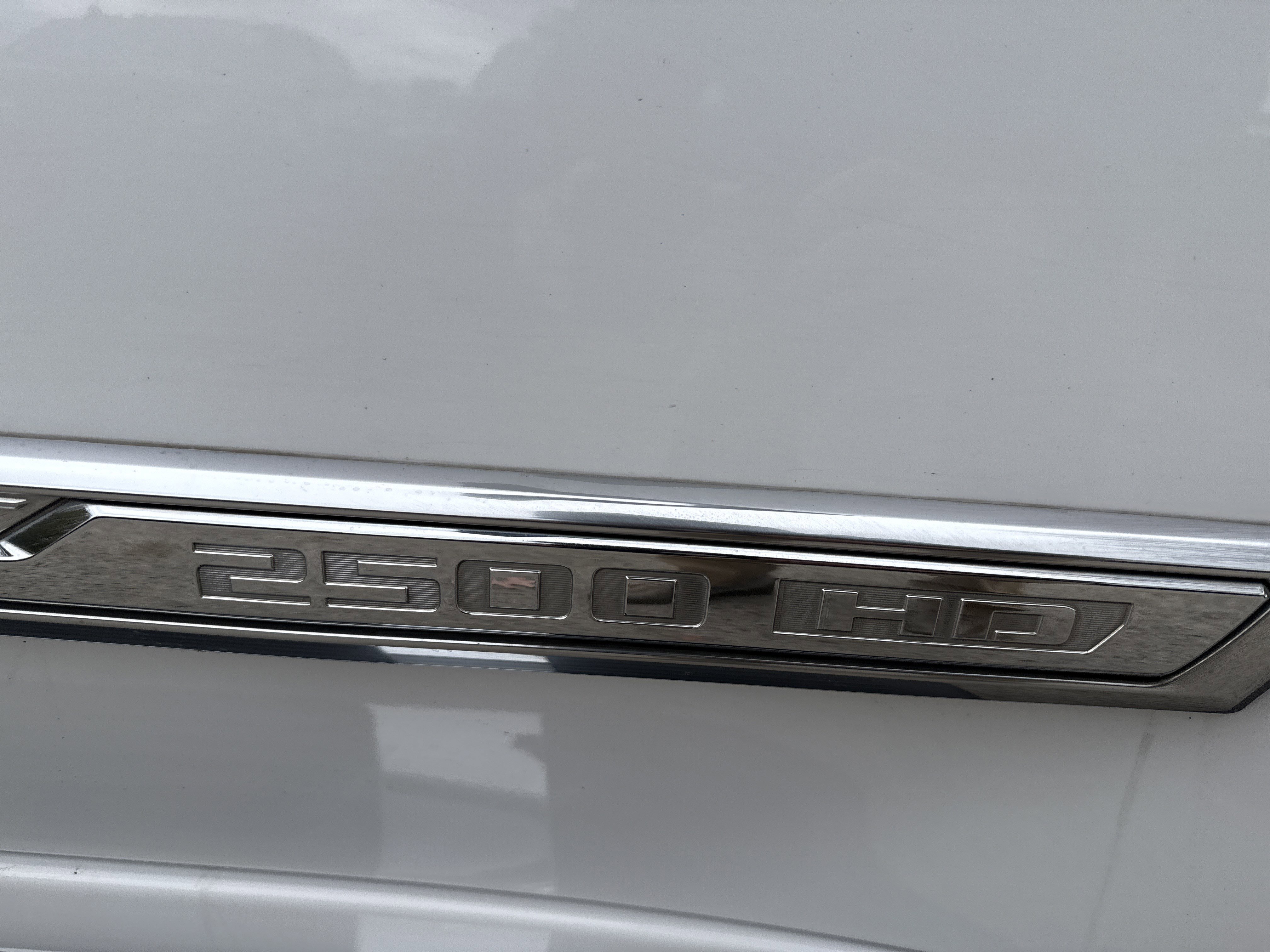 Used 2024 Chevrolet Silverado 2500 High Country w/ Technology Package image 15