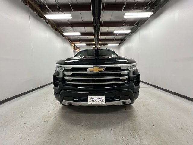 Certified 2023 Chevrolet Silverado 1500 High Country w/ Technology Package image 3