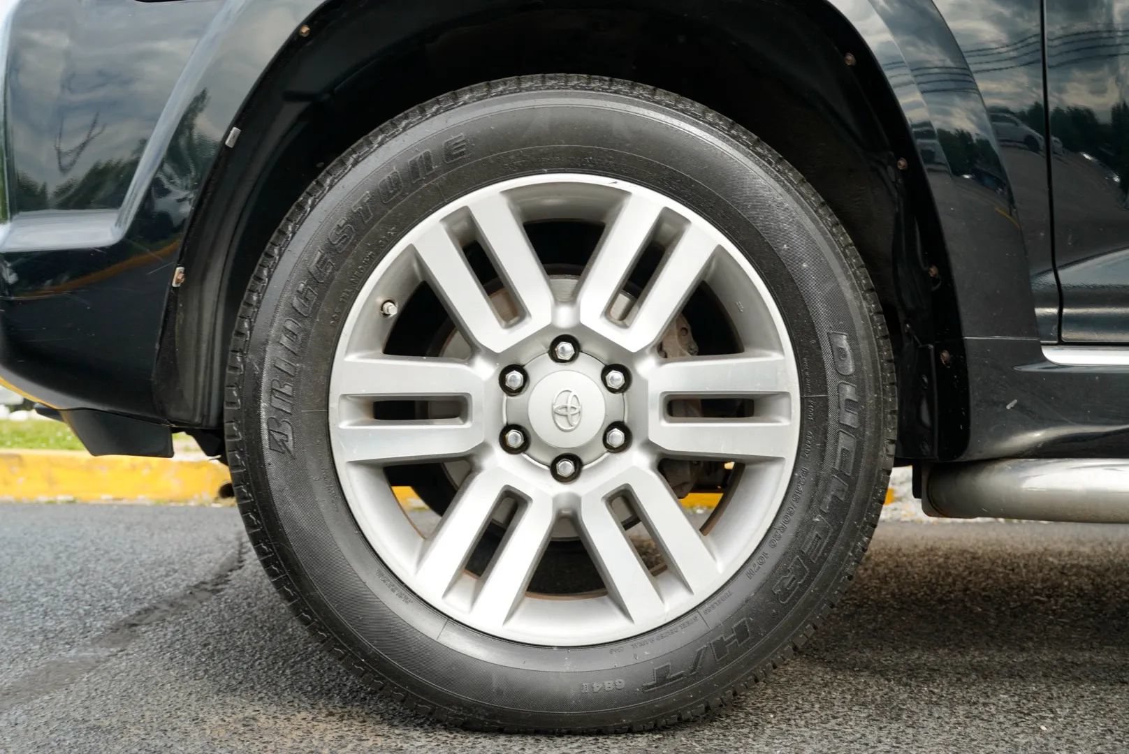 Used 2010 Toyota 4Runner Limited AWD/4WD image 13