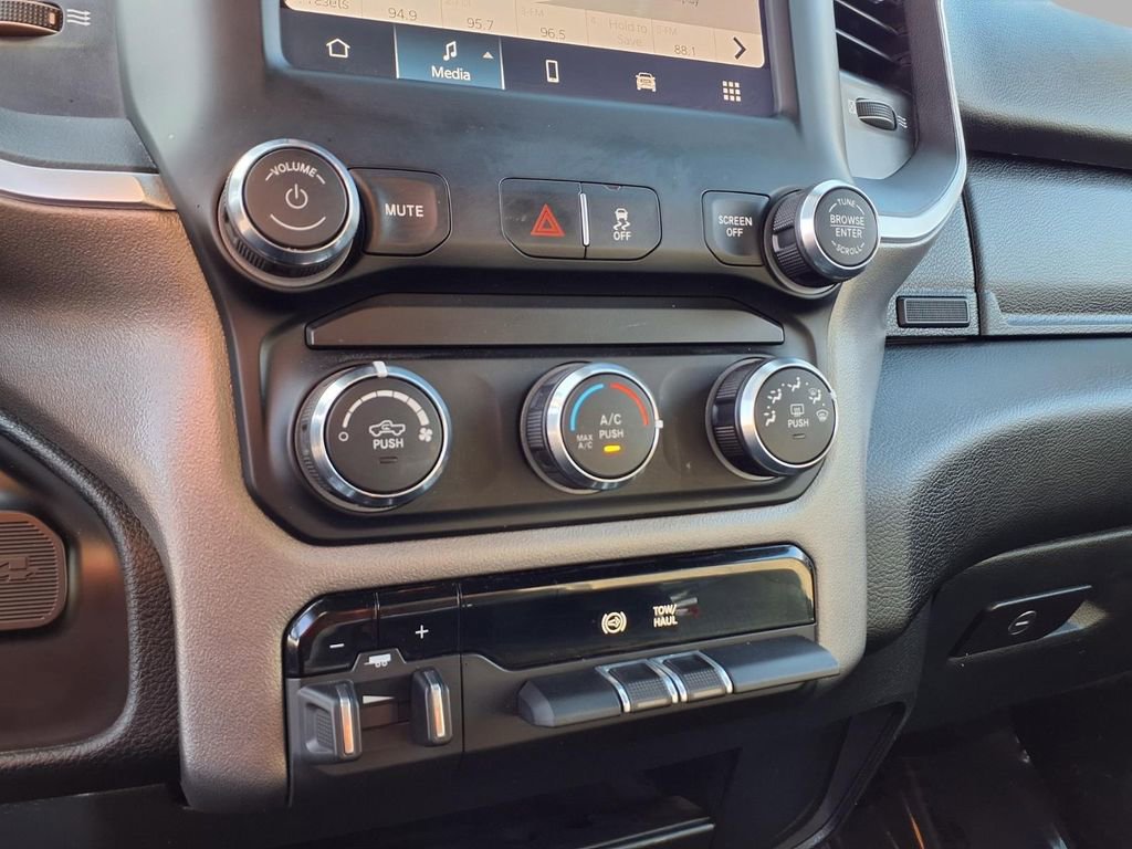 Used 2024 RAM 2500 Big Horn image 7