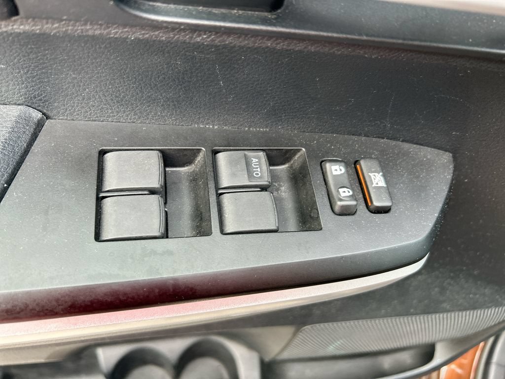 Used 2017 Toyota Tundra SR5 RWD image 13
