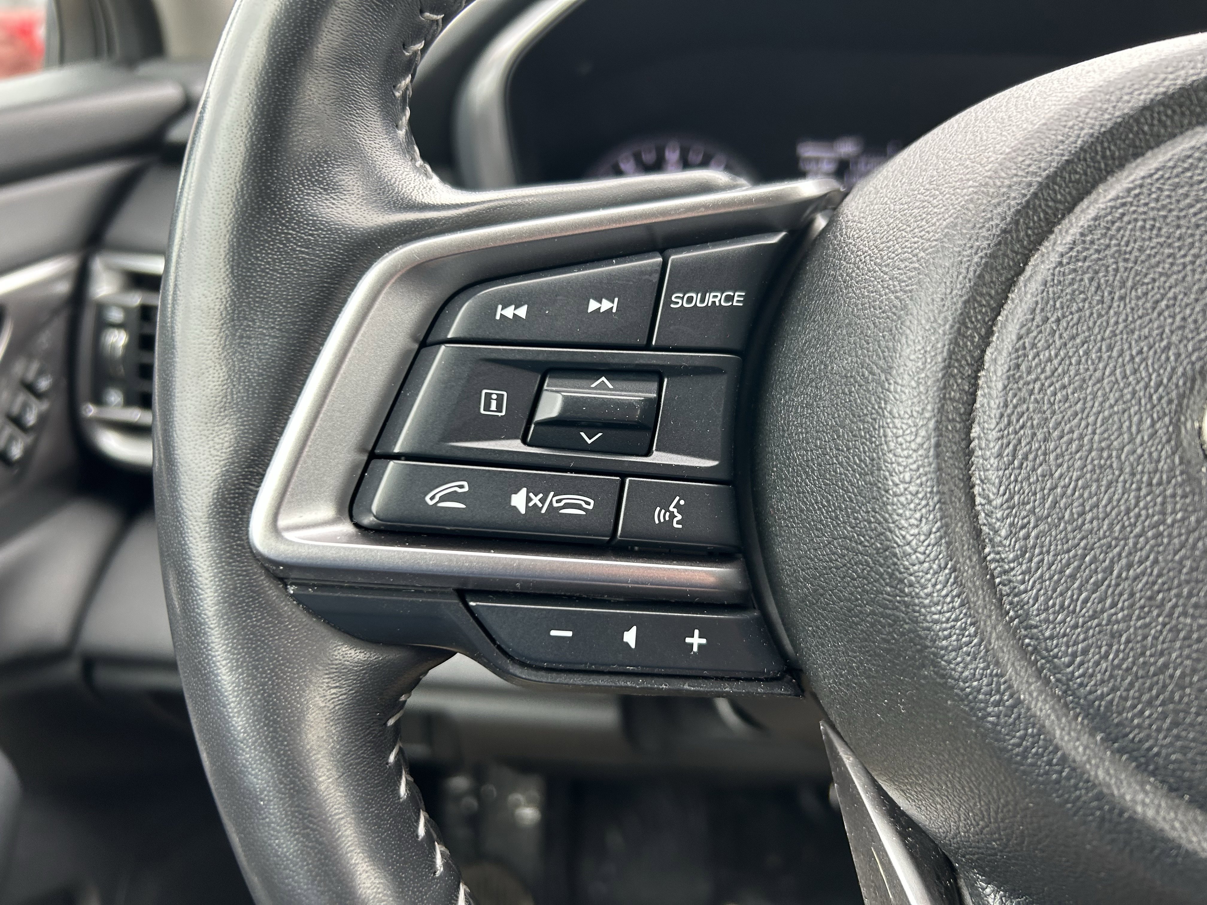 Used 2023 Subaru Outback Touring image 18