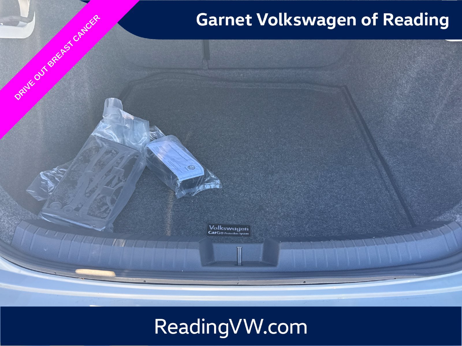 Certified 2025 Volkswagen Jetta SE w/ Sunroof Package FWD image 24