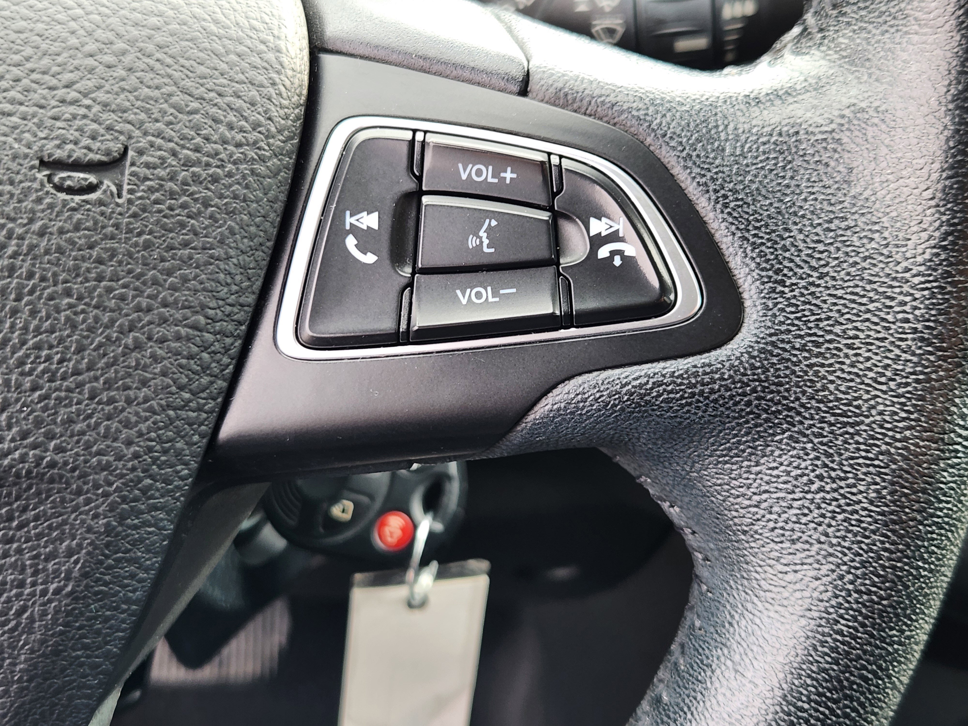 Used 2017 Ford Focus SE image 23