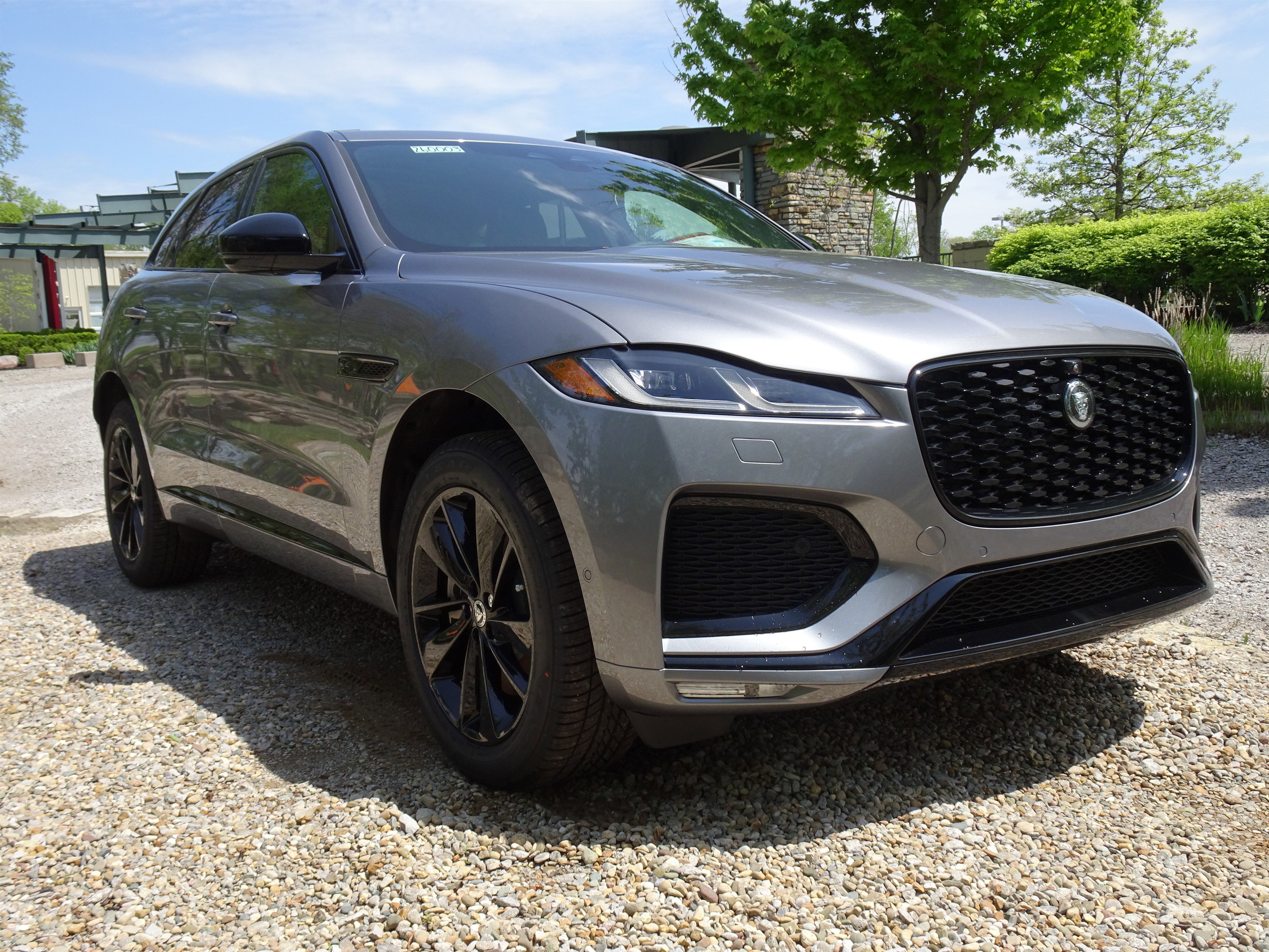 New 2026 Jaguar F-PACE R-Dynamic S image 14