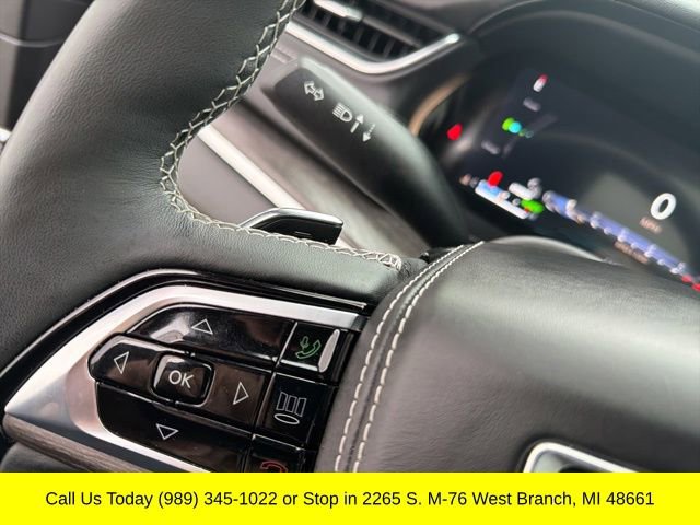 Used 2024 Jeep Grand Cherokee Overland w/ Advanced Protech Group III image 30