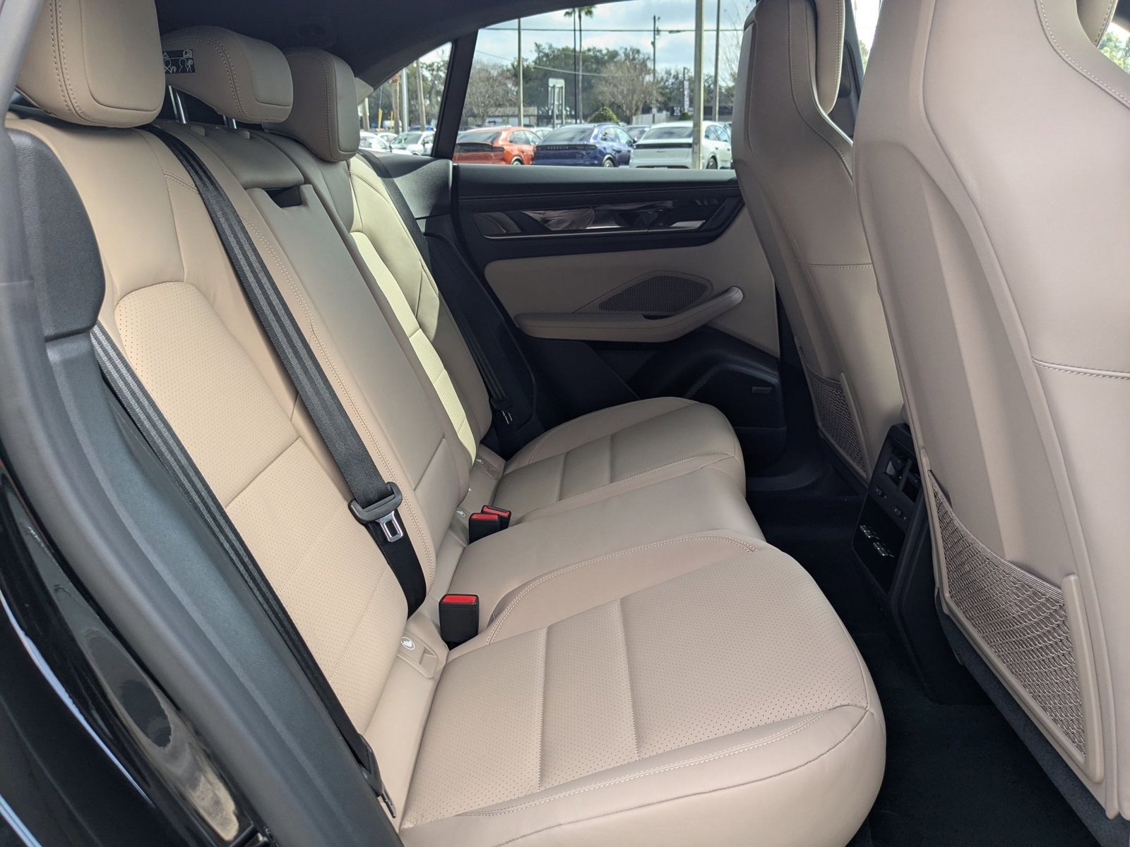 New 2025 Porsche Macan 4S Electric image 24