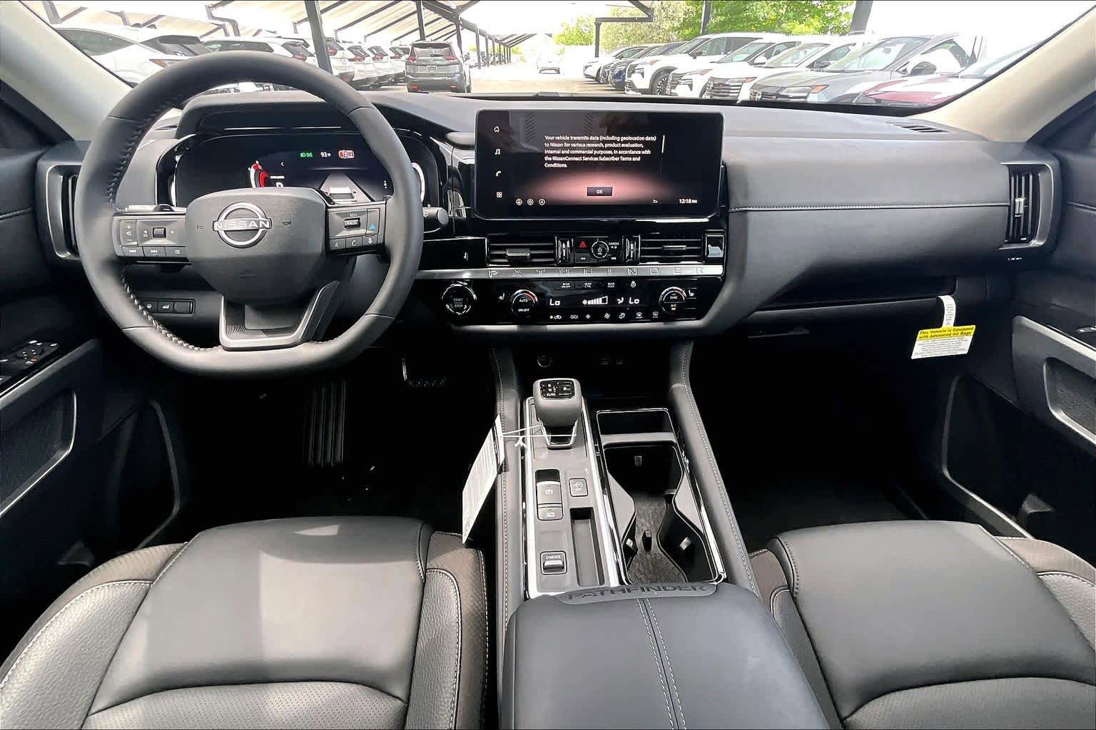 New 2026 Nissan Pathfinder SL FWD image 5