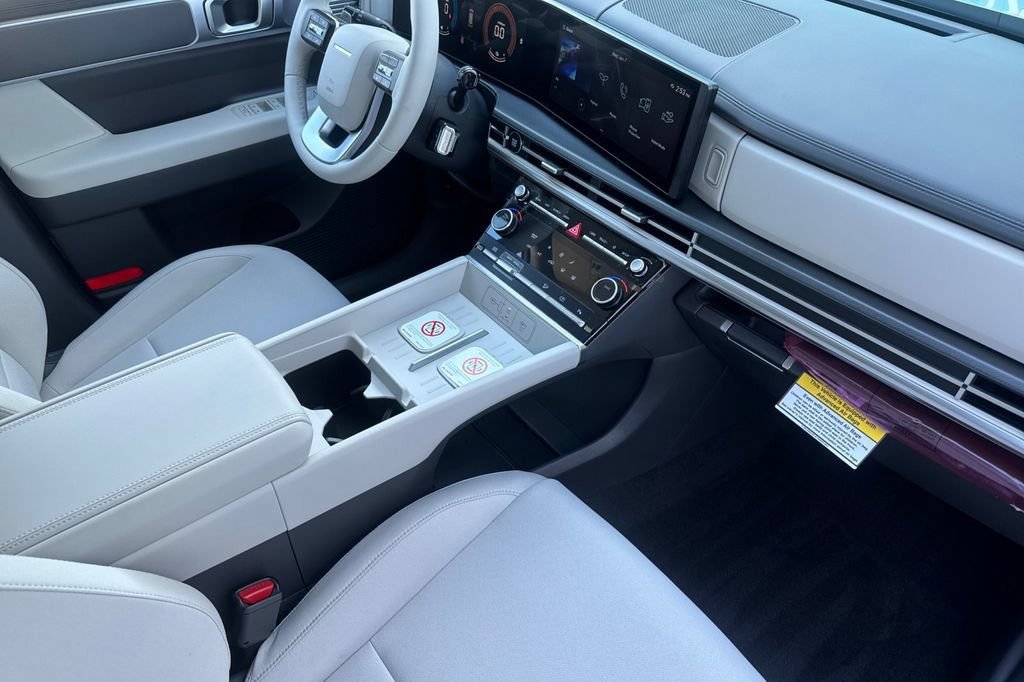 New 2026 Hyundai Santa Fe SE FWD image 16
