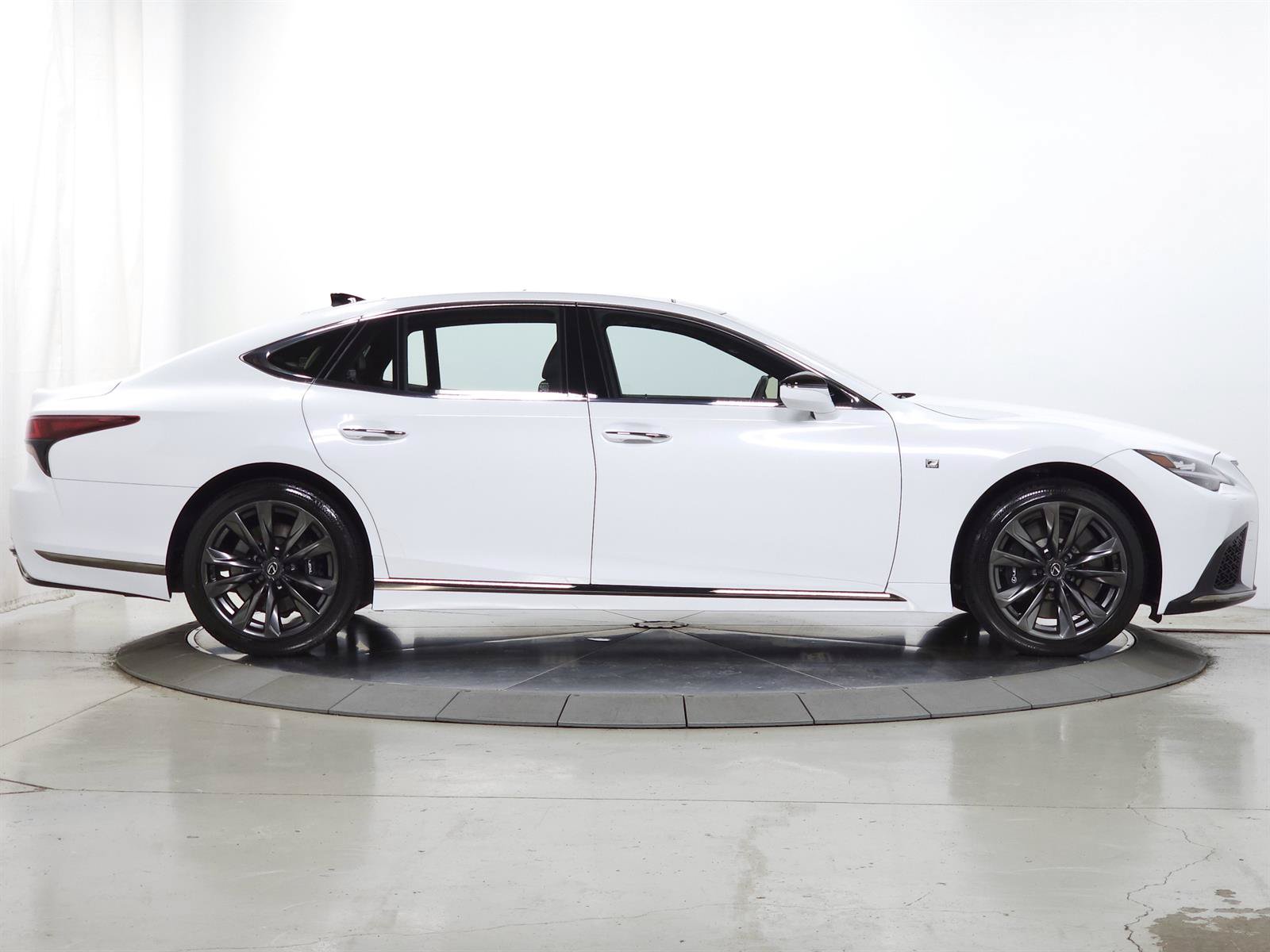 Certified 2024 Lexus LS 500 F Sport AWD/4WD image 11