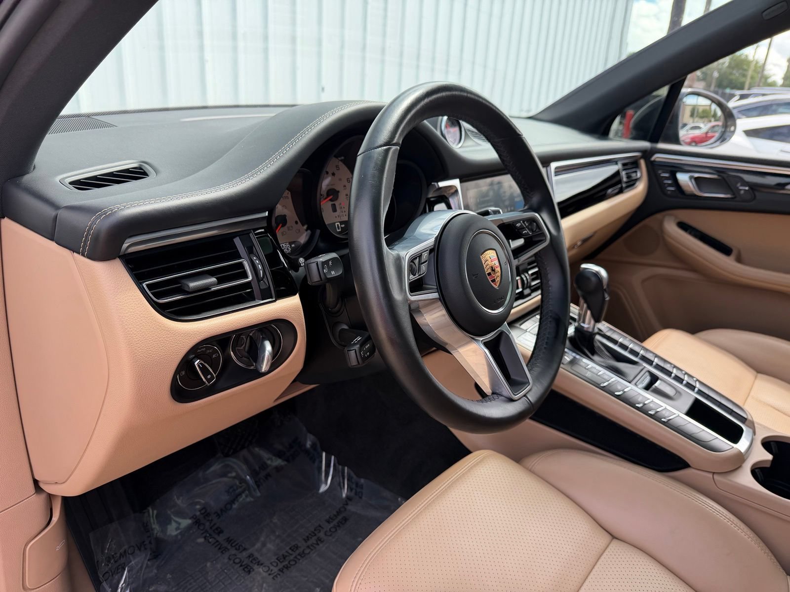 Used 2021 Porsche Macan S AWD/4WD image 16