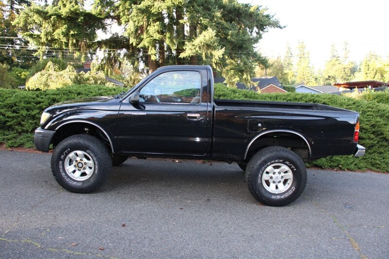 Used 2000 Toyota Tacoma 4x4 Regular Cab image 13