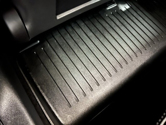 Used 2023 Tesla Model 3 Standard Range image 20