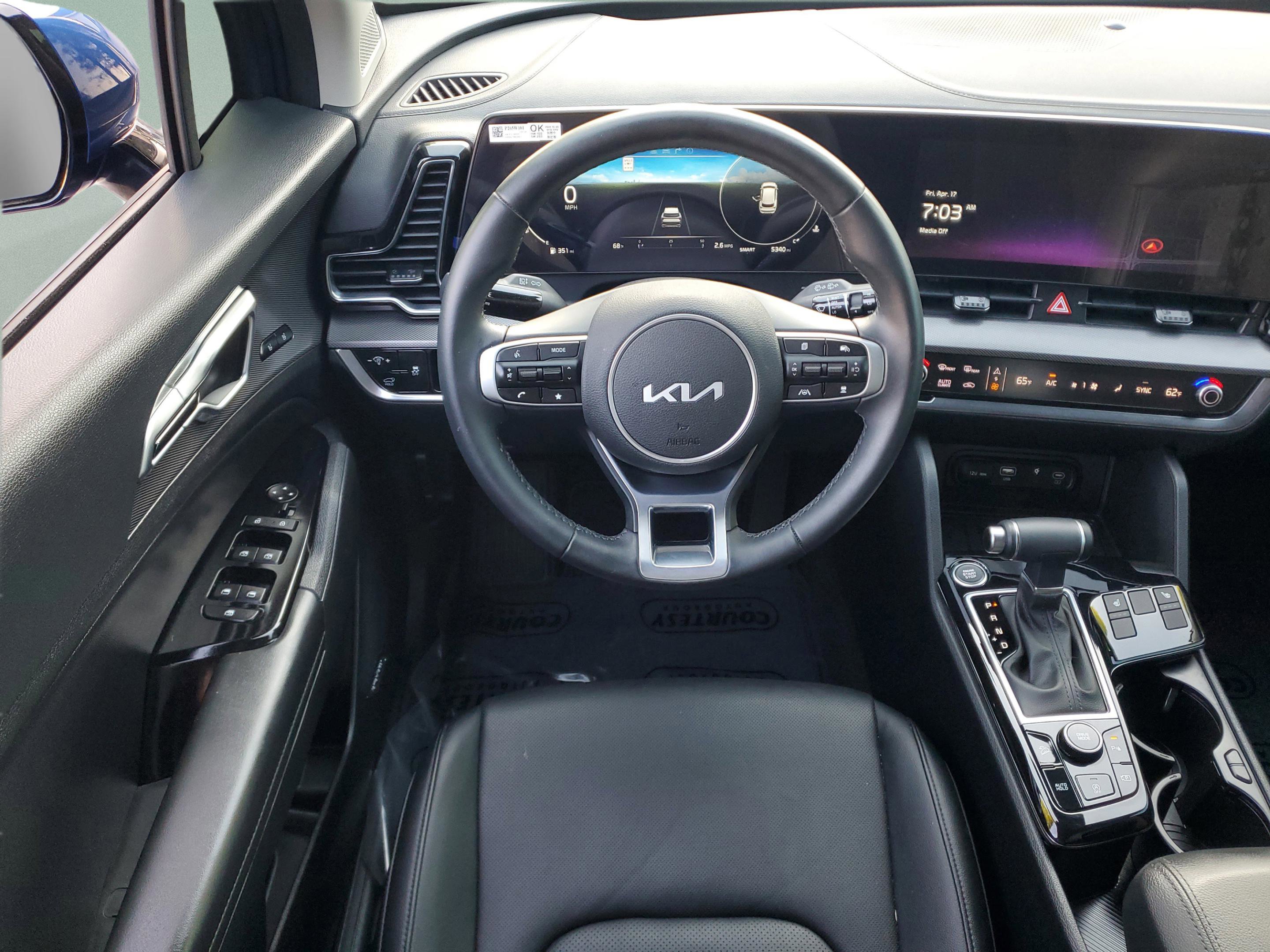 Used 2025 Kia Sportage SX image 10