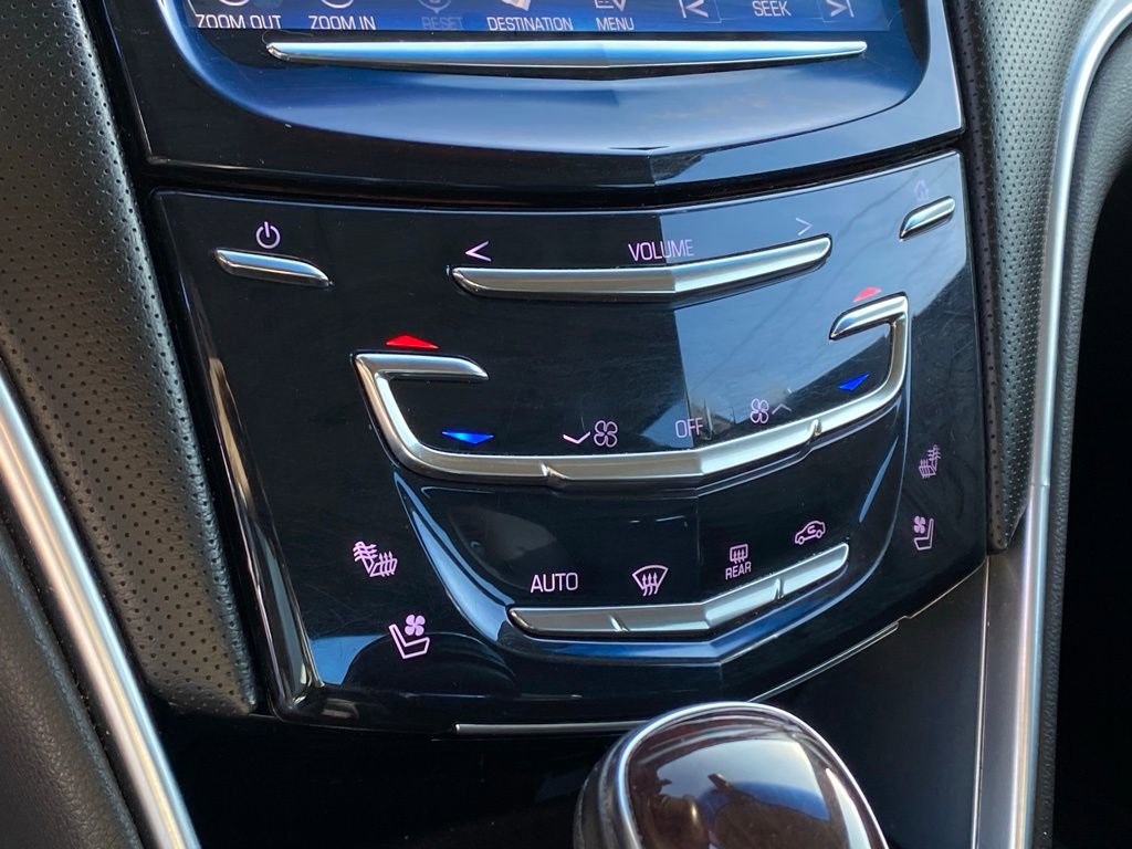 Used 2015 Cadillac XTS Luxury image 19